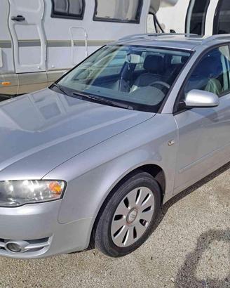 AUDI A4 2.0 16V TDI Avant Top