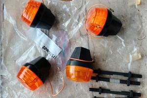 PER MOTO GUZZI: FRECCE-CAVI-KIT GAS-COPPIA CONICA
