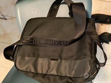 borsa tracolla Momo design 