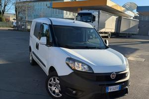 Fiat dobló