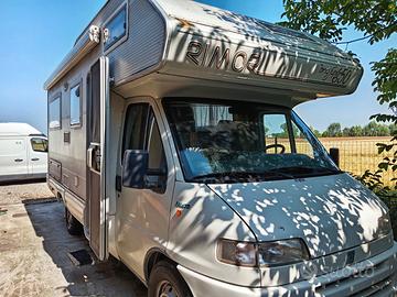 Camper 6 posti mansardato ideale famiglie