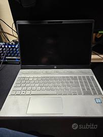 Portatile HP 15 i7 16gb RAM 512gb SSD NVME