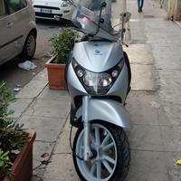 Ricambi Piaggio Beverly 250