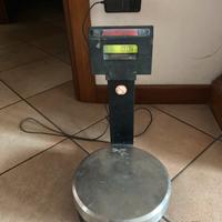 Bilancia elettronica di precisione