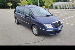 3900  Euro trat .