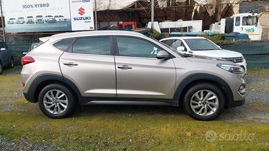 Hyundai Tucson 1.7 CRDi XPossible-AUTOMATICA-118.0