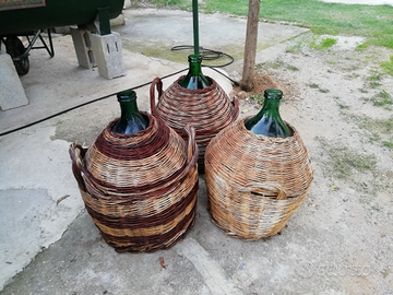 3 Damigiane da 54 litri
