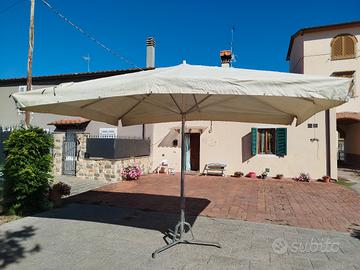 ombrellone  tenda per mercati o giardino