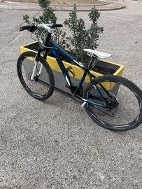 MTB TREK s3000
