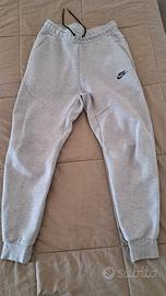 Pantalone tuta Nike tessuto tecnico