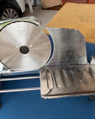 Afettatrice manuale vintage