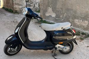 Scooter Vespa 50