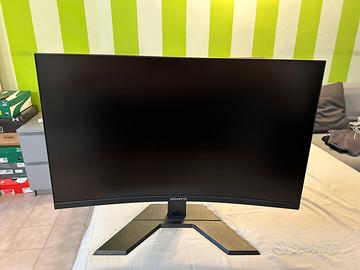 Monitor Gigabyte Curvo 4k