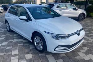 VOLKSWAGEN Golf 1.5 TGI DSG Life