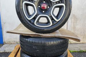 Cerchi e Gomme Fiat Panda (185/55-R15)