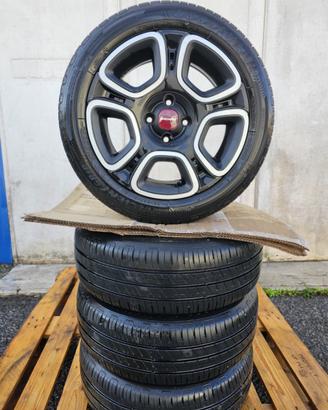 Cerchi e Gomme Fiat Panda (185/55-R15)