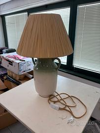 Lampada da tavolo on ceramica