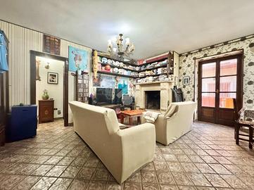 4 LOCALI A ORTA DI ATELLA