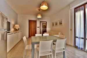 APPARTAMENTO CON TERRAZZO VISTA MARE