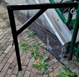Supporto da parete per sacco da boxe Domyos