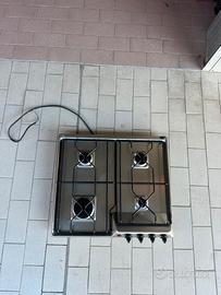 Piano cottura fornelli Ariston