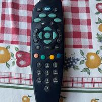 Telecomando Sky non funzionante – ricambi/collezio