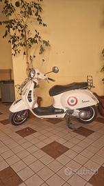 Vespa Gts Super 300
