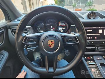 volante in pelle Porsche completo modello dal 2022