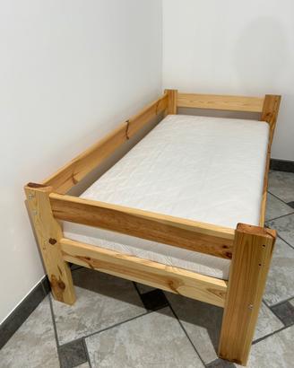 Letto di legno  140x70 per bambini