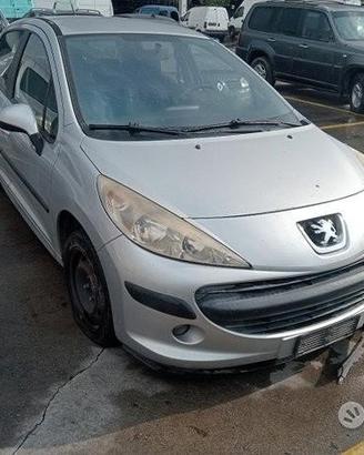 Peugeot 207 2008 Demolita - Per Ricambi