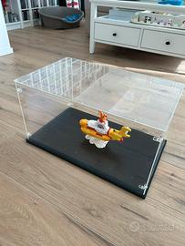 Teca trasparente in plexiglass