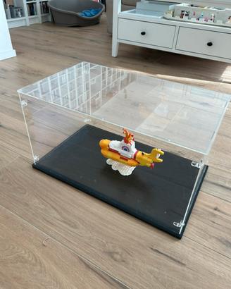 Teca trasparente in plexiglass