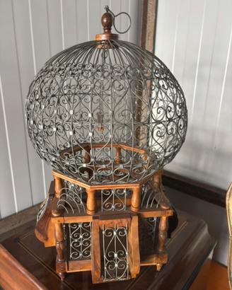 Gabbia vintage stile liberty in legno e ferro batt