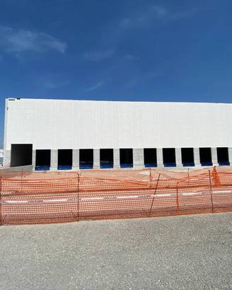 Immobile di 2500 m² con 4 locali a Gricignano di A