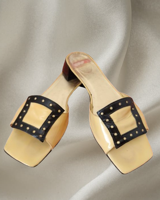 Sandali gialli vernice | taglia 38 | tacco 3 cm