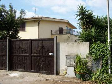 Villa a Aprilia
