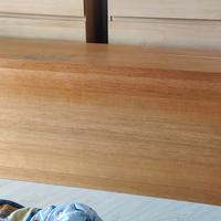 Testiera letto e comodini