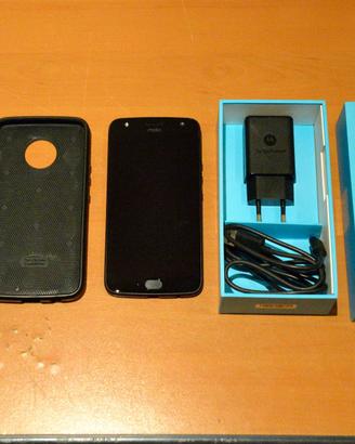 Motorola Moto X4.