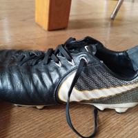 Scarpe nike tiempo