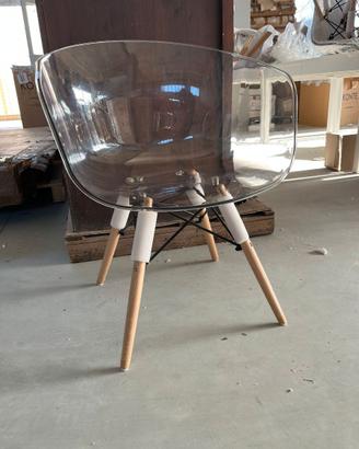 Set di 4 sedie trasparenti fumé, gambe legno