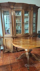 Cristalliera H220 x L220 x P29-52
+ Tavolo 