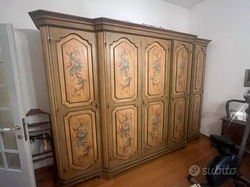 Armadio, testata e letto stile anni 70