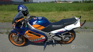 Honda vfr 1000