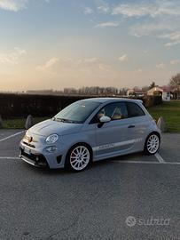 Abarth 595 1.4 t-jet esseesse 70° 180cv

