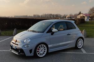 Abarth 595 1.4 t-jet esseesse 70° 180cv

