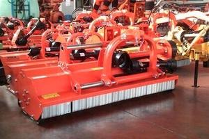 TRINCIA ERBA E SARMENTI NUOVO MOD. TSH 220