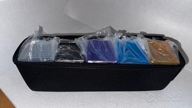 Custodia rigida porta playmat + 5 deck box