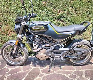 Husqvarna svartpilen 401