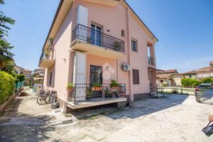 4 LOCALI A RIETI