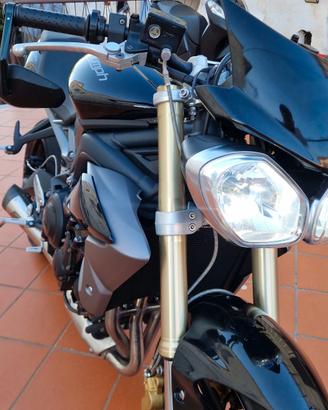 Triumph Street Triple 675